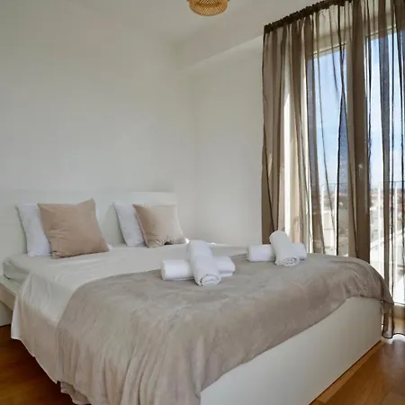 Begonja Apartment *